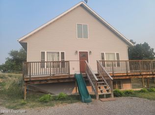 130 E Wolcott St, Newcastle, WY 82701