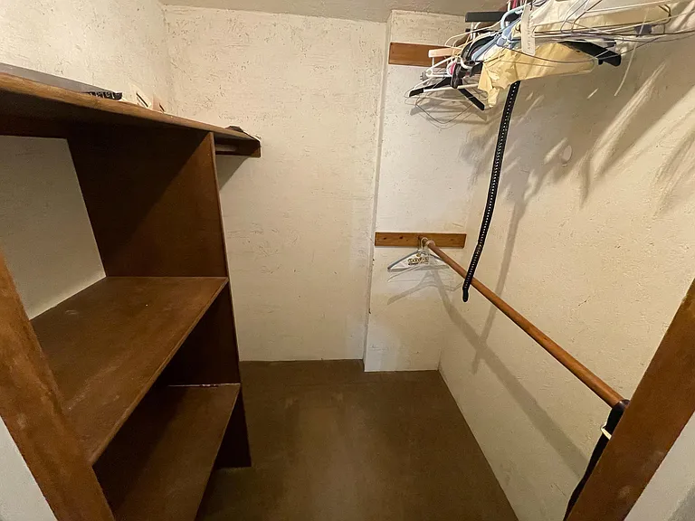 2232 Hidden Valley Ln — Photo 4