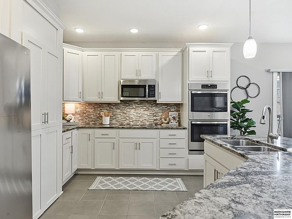 4th image of 4509 S 193rd St