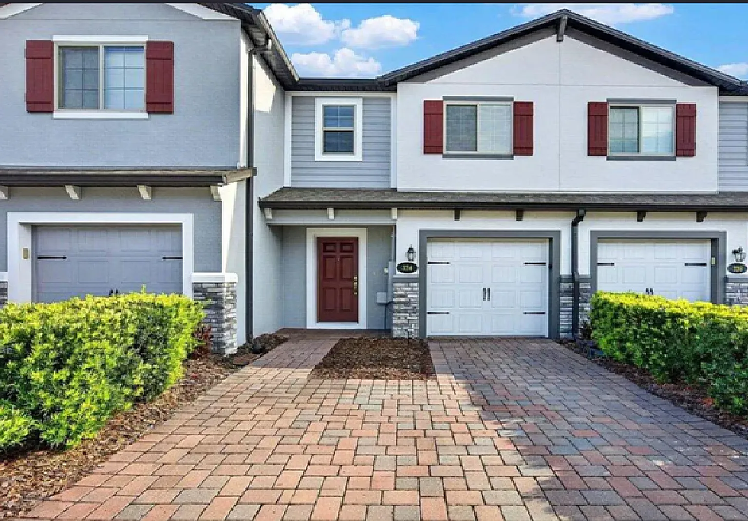 3 bed, 2.5 bath, 1490 sqft, $2,350 — Photo 1