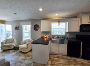 97 Helmond Ter, North Fort Myers, FL 33903