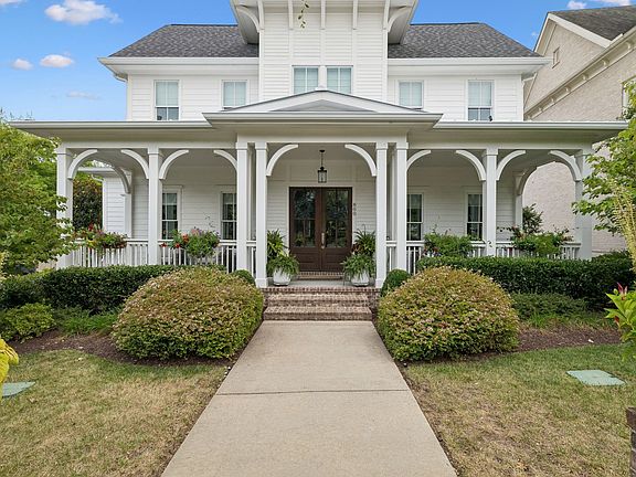 4th image of 800 Stonewater Blvd