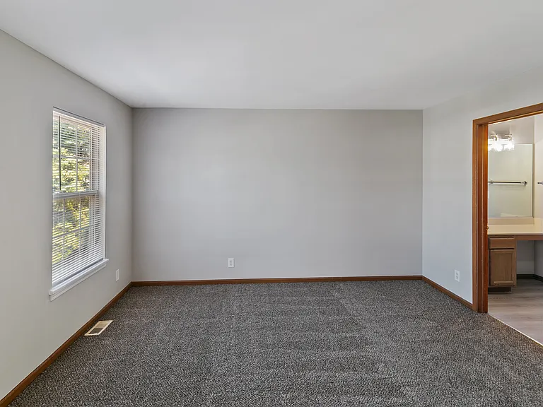 14163 S Napa Cir — Photo 9