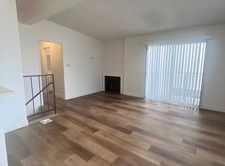 128 39th St., Manhattan Beach, CA 90266
