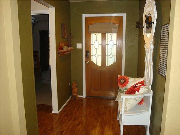 2nd image of 211 Timber Creek Dr
