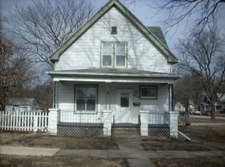 202 16th Ave SW, Cedar Rapids, IA 52404