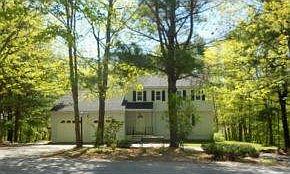 Colonial  garrison style house