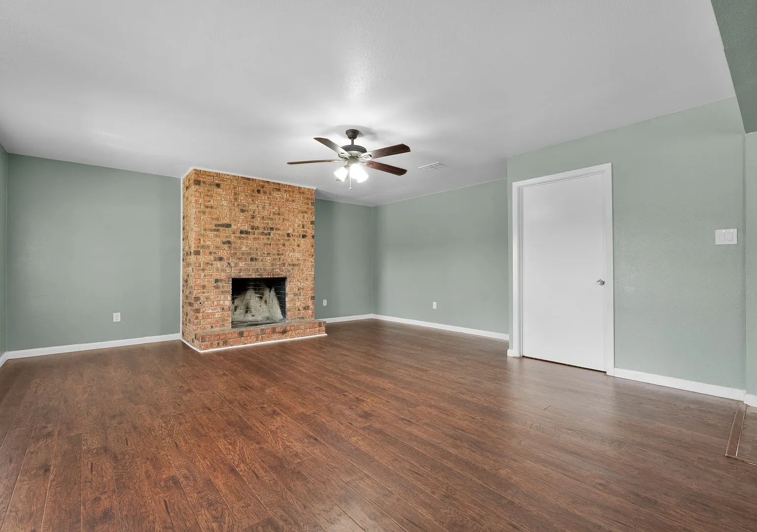Charming 4-Bedroom Home in Northeast San Antonio! — Photo 4