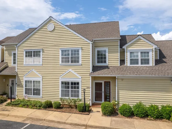 1356 Le Parc Ter, Charlottesville, VA 22901