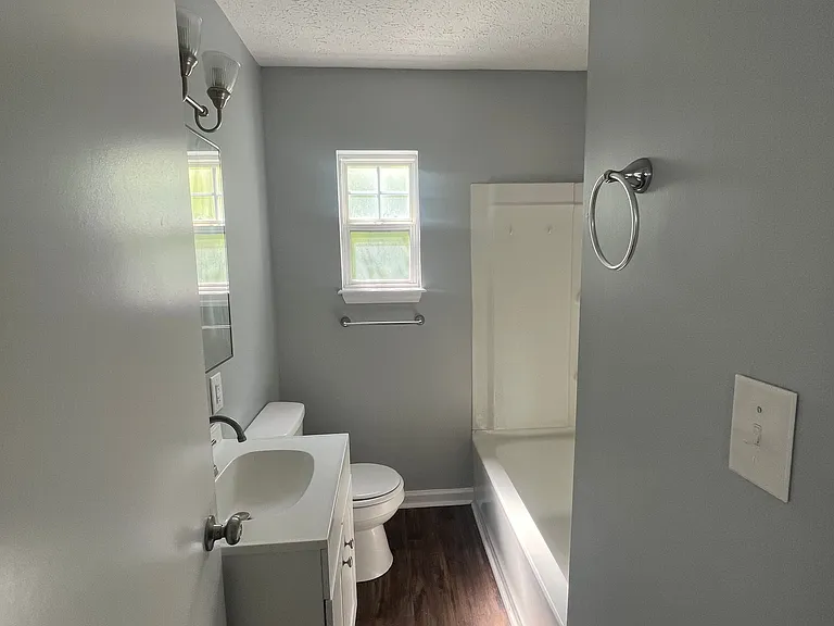 1731 Sonne Ave — Photo 10