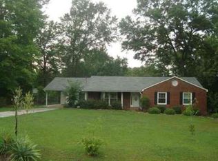 704 Moseley Rd, Byron, GA 31008