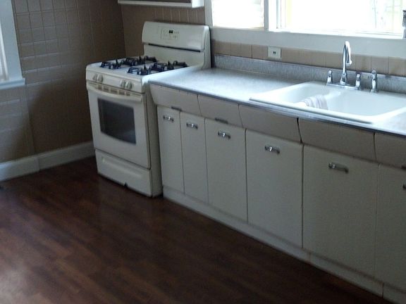 Gas range, microwave