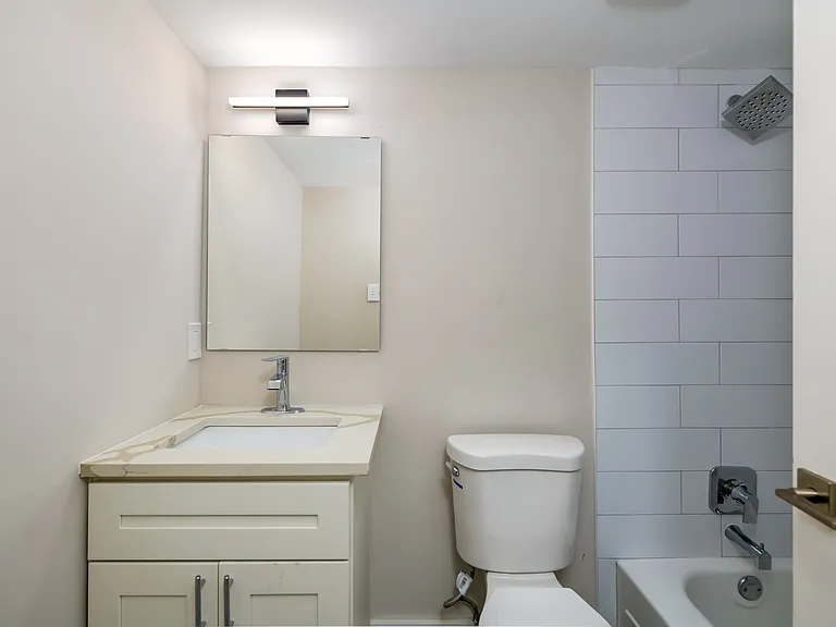 3723 Cambridge Ave #3A1 — Photo 6