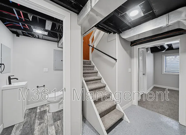 6928 Ballard Ave — Photo 22