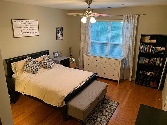 5th image of 815 Branch Dr APT 302