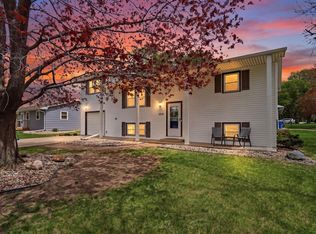 1212 Broadway St, Larchwood, IA 51241