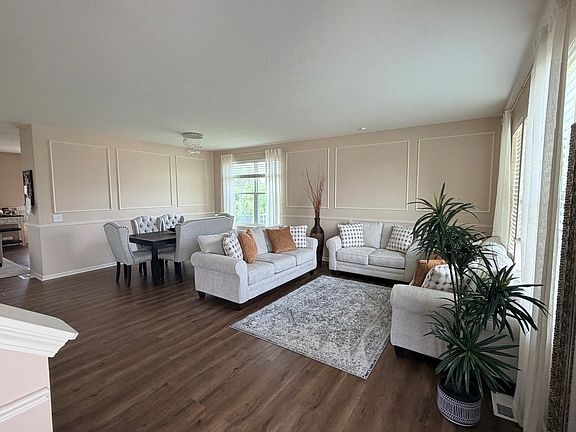 3rd image of 3756 S 205th St