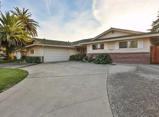 5944 Lake Crest Way, Sacramento, CA