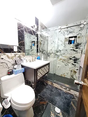 Rented by Astoria Realty | media 13