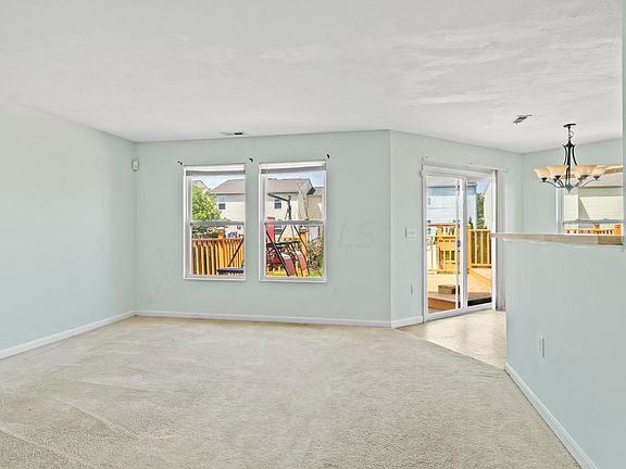 4th image of 8172 Royal Elm Dr