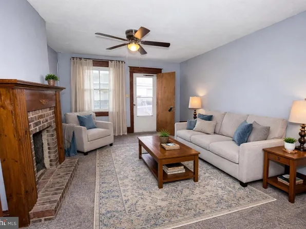 325 New Castle St, Minersville, PA 17954