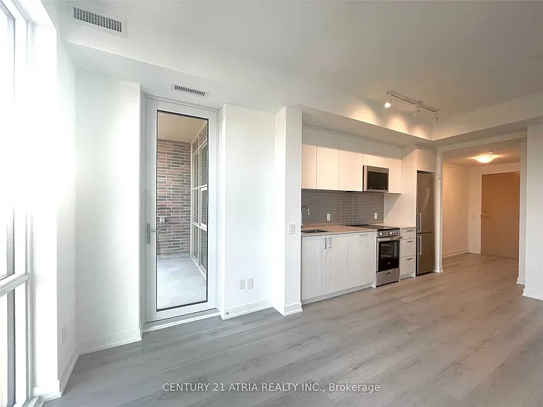 1787 Saint Clair Ave W #330 — Photo 4
