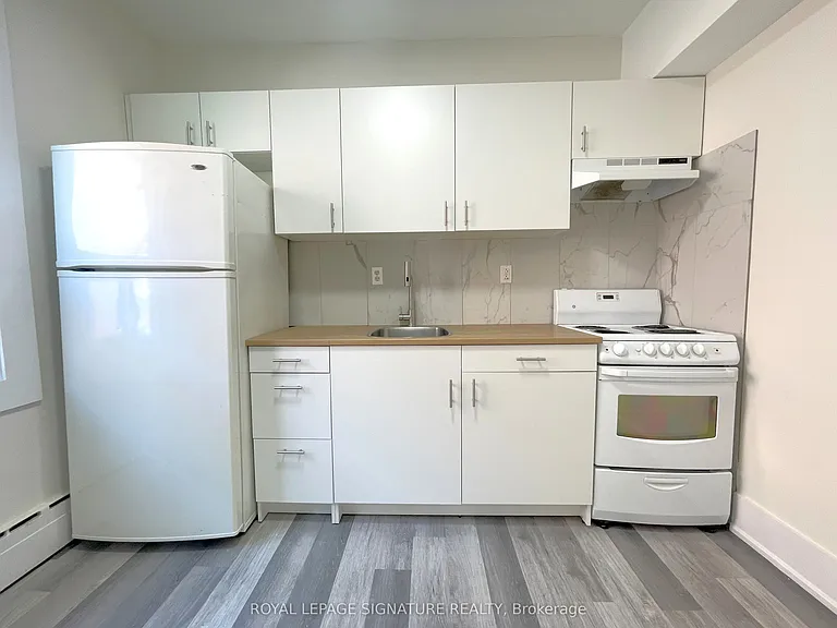 167 Barker Ave #MAIN — Photo 13