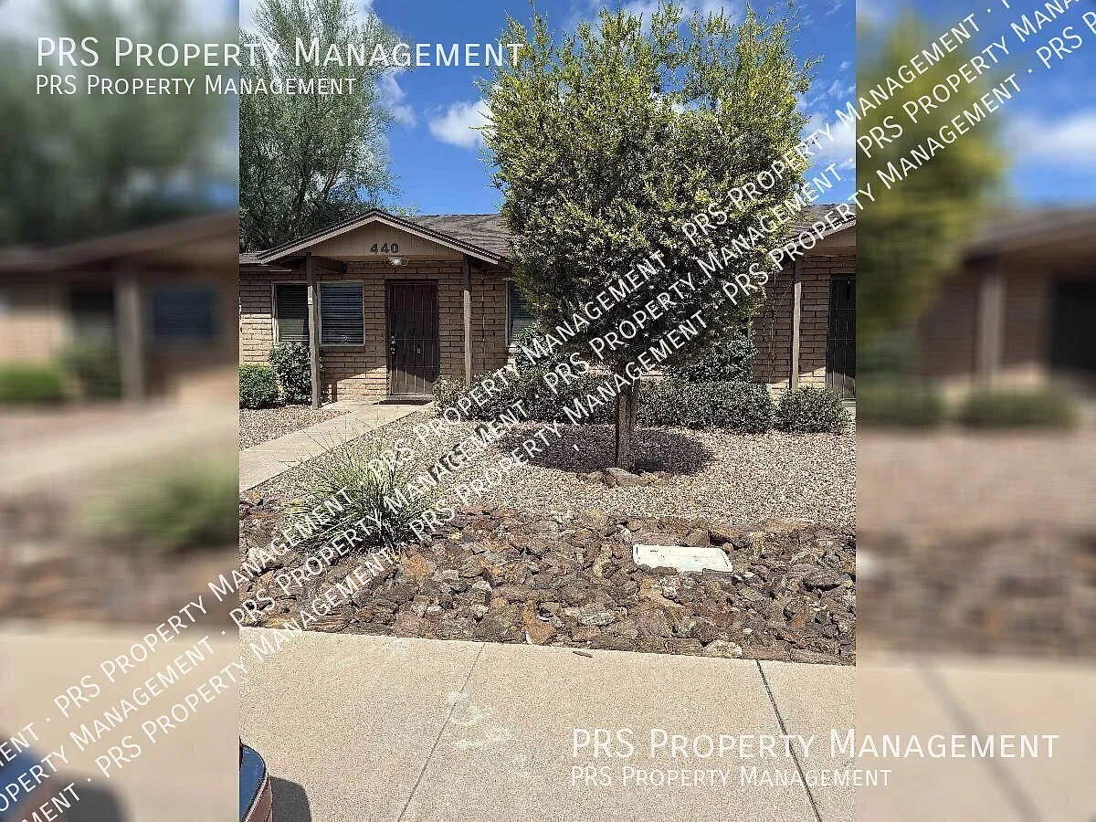 Newly renovated duplex in Mesa! — Photo 1