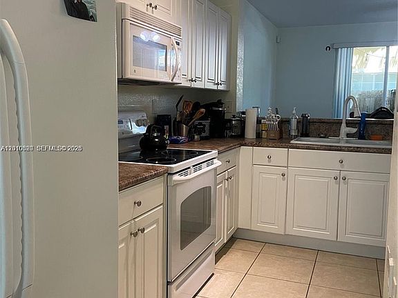 4th image of 9353 SW 227th St #621