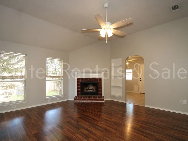4307 Frontier Trl — Photo 3