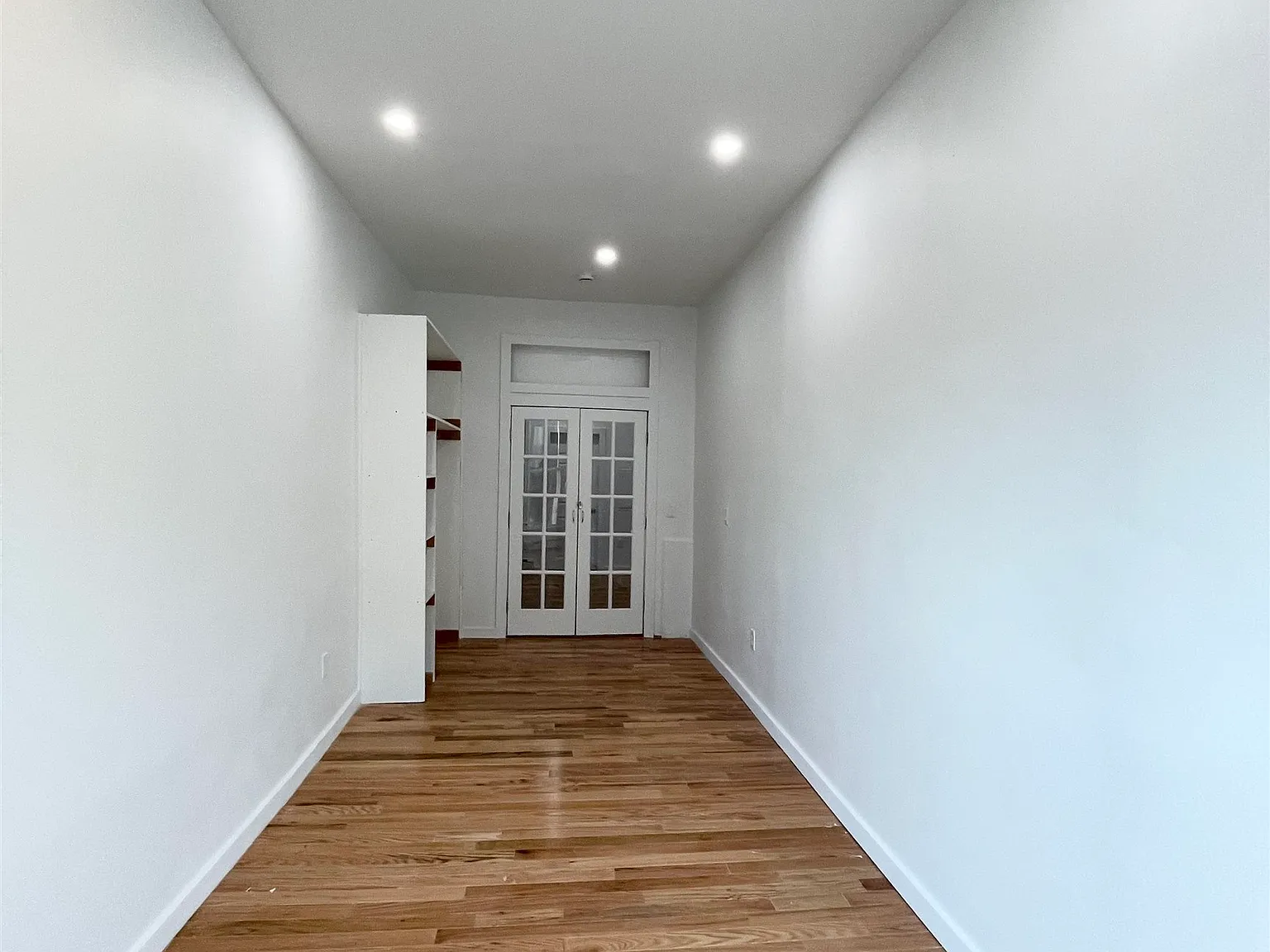 2 bed, 1.0 bath, $2,300 — Photo 4