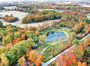 5585 W Carr Hill Rd, Columbus, IN 47201