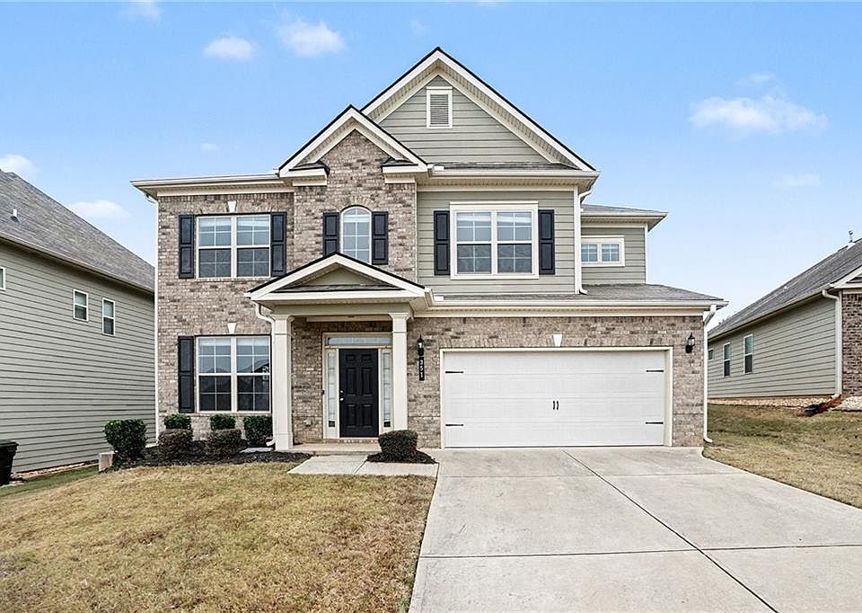 1st image of 351 Hamilton Pointe Dr