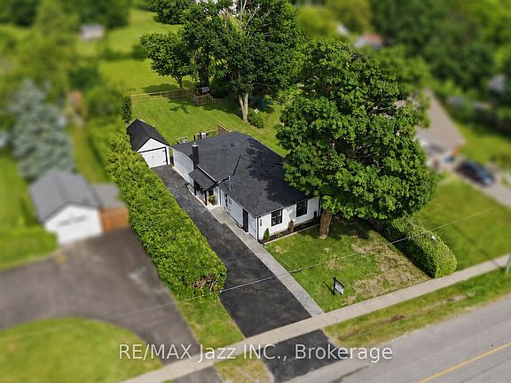 3rd image of 7729 Old Scugog Rd