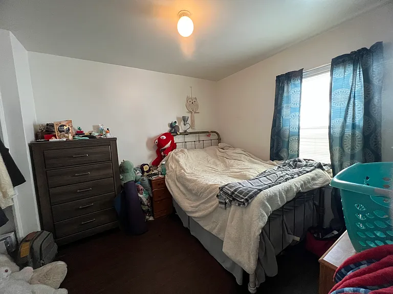 Bed2
