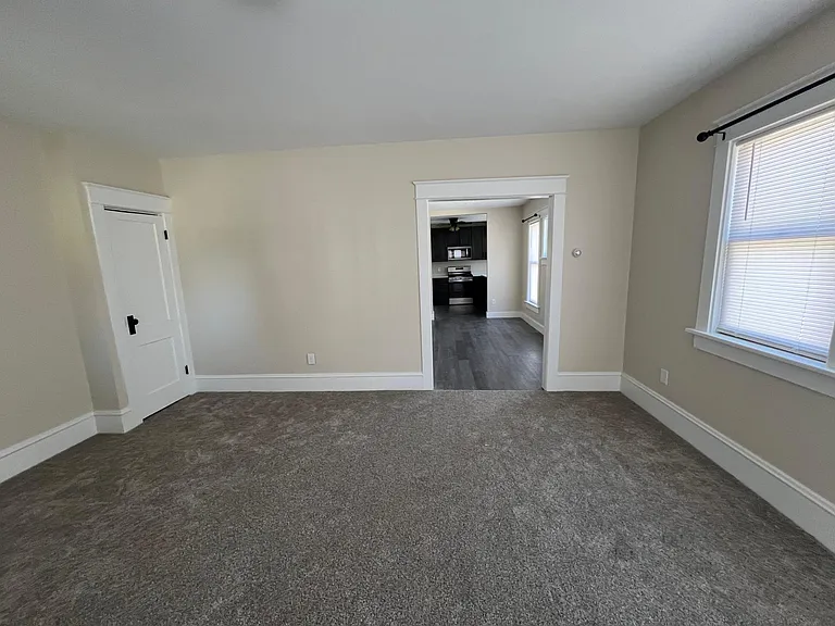 2402 Raspberry St #1 — Photo 19