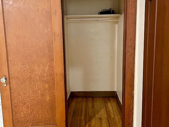 5th image of 8204 N Peninsular Ave APT 4