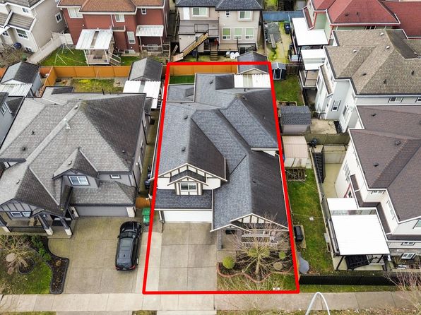 7093 126th St, Surrey, BC V3W 4A8