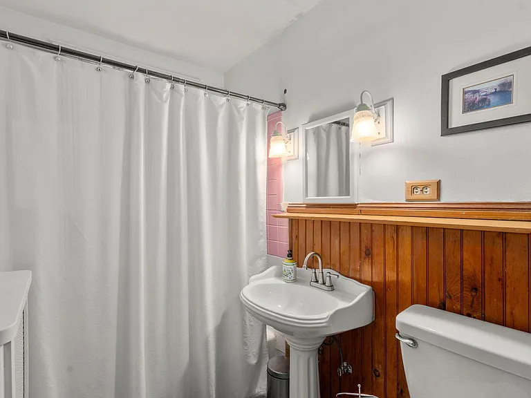 108 Columbia St #1 — Photo 13