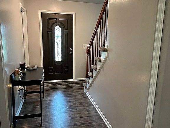 2nd image of 210 N Granada Dr