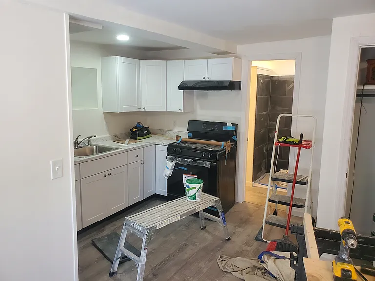 43 Pine St #1 — Photo 1