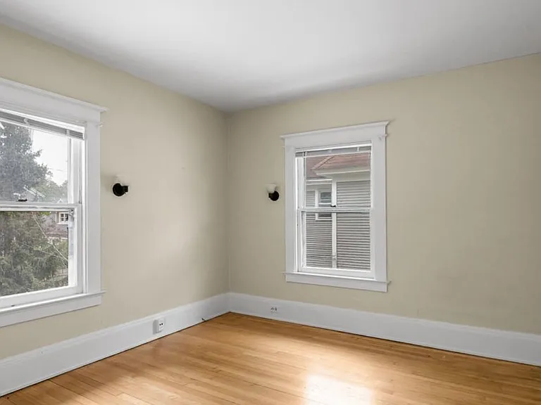 522 Paris Ave SE #2 — Photo 5