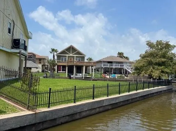 1 N Pelican St, La Marque, TX 77568