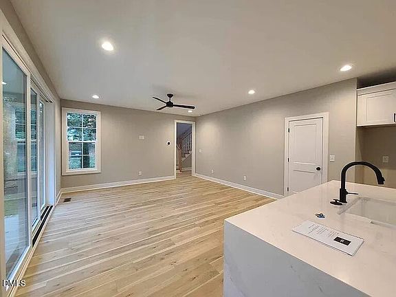 5th image of 6499 Jean Dr