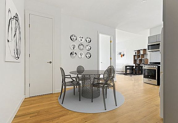 3rd image of 505 12th St APT 4D