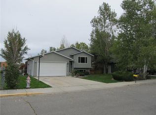 919 Kyhl Ln, Billings, MT 59105