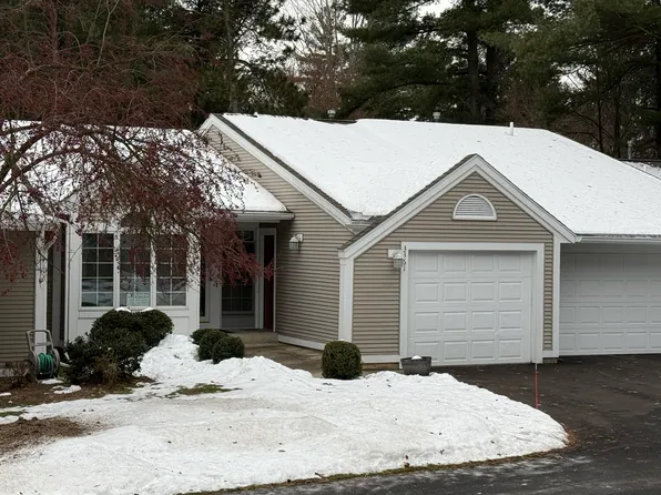 3361 Woodwind Dr NE #6, Grand Rapids, MI 49525