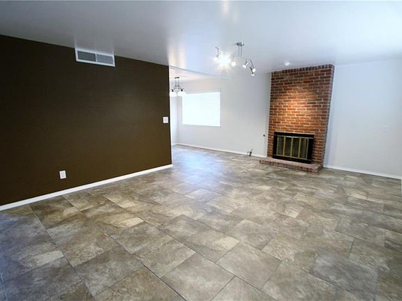 4th image of 3417 Montridge Ct