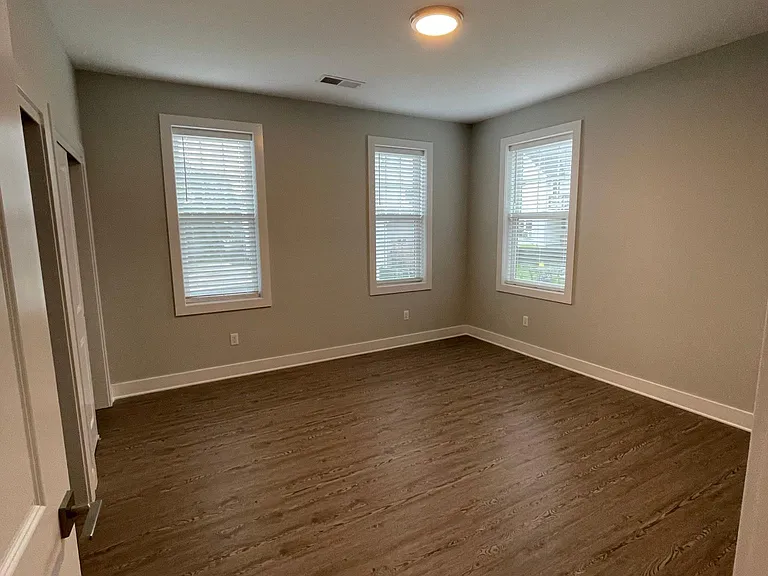 268 Main St #5 — Photo 6