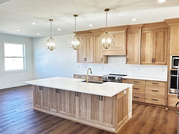 5th image of 1338 Windsong Ln
